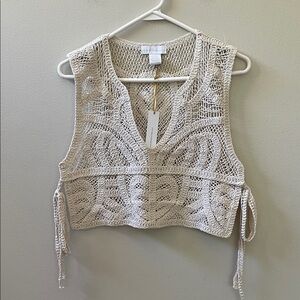 House of Harlow 1960 Cream Beige Crochet V Neck Vest, One Size